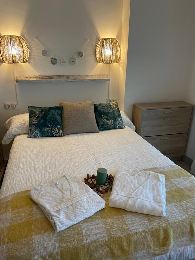 Apartamento Totalmente Reformado Con Piscina Y Jardines Al Lado De La Playa De La Carihuela Torremolinos Extérieur photo