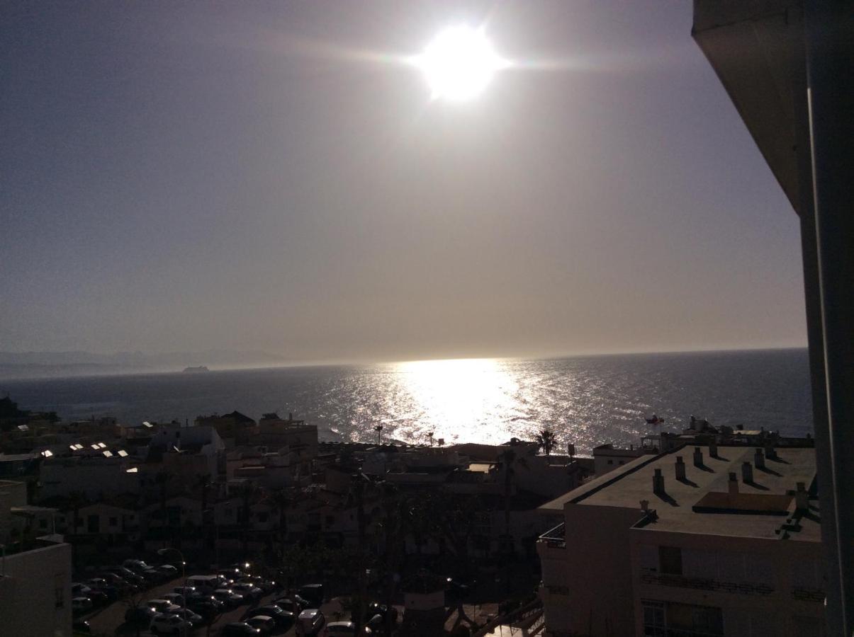 Apartamento Totalmente Reformado Con Piscina Y Jardines Al Lado De La Playa De La Carihuela Torremolinos Extérieur photo