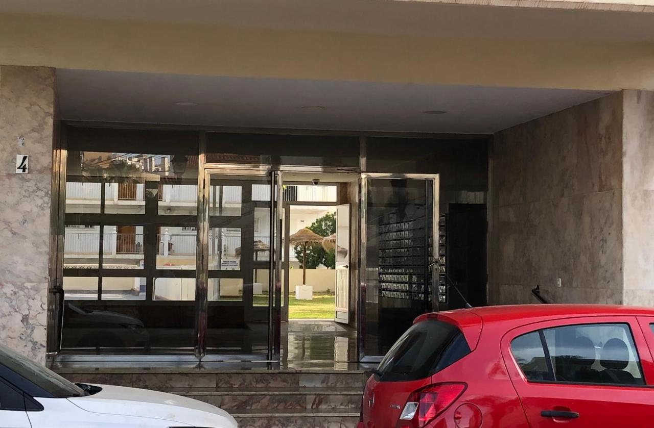 Apartamento Totalmente Reformado Con Piscina Y Jardines Al Lado De La Playa De La Carihuela Torremolinos Extérieur photo