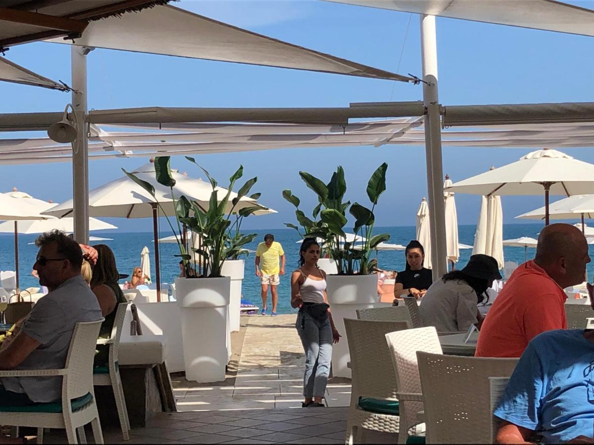 Apartamento Totalmente Reformado Con Piscina Y Jardines Al Lado De La Playa De La Carihuela Torremolinos Extérieur photo